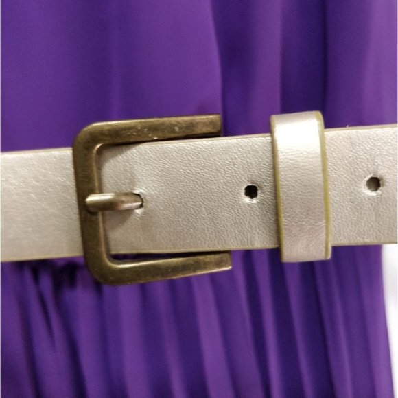 Semi-formal pleated racer-back maxi dress - Picture 8 of 9